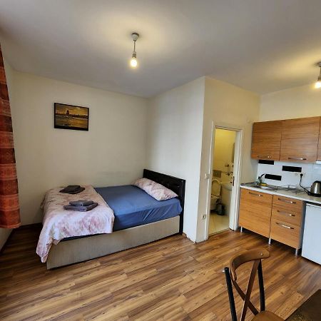 Taila Apartments No 3 Near Taksim Istanbul Bagian luar foto