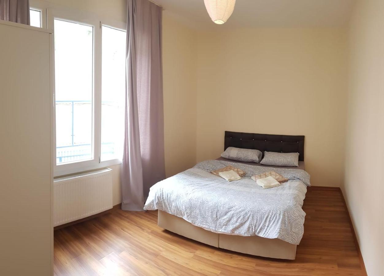 Taila Apartments No 3 Near Taksim Istanbul Bagian luar foto