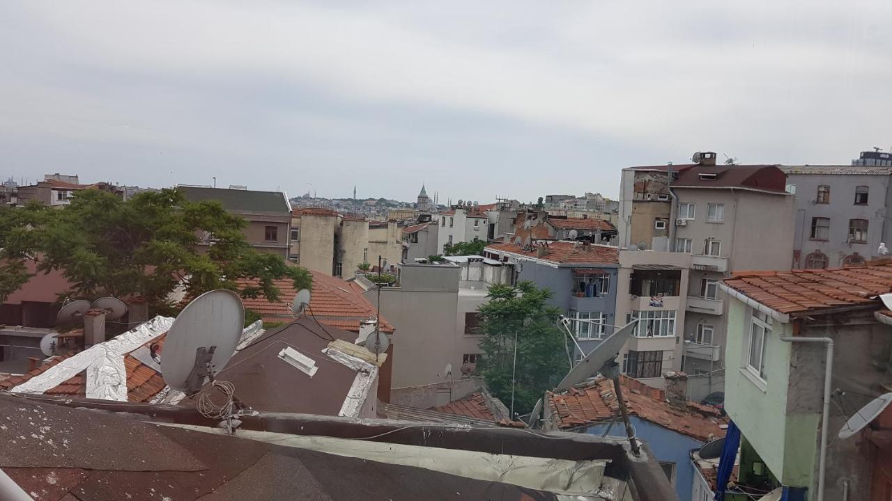 Taila Apartments No 3 Near Taksim Istanbul Bagian luar foto