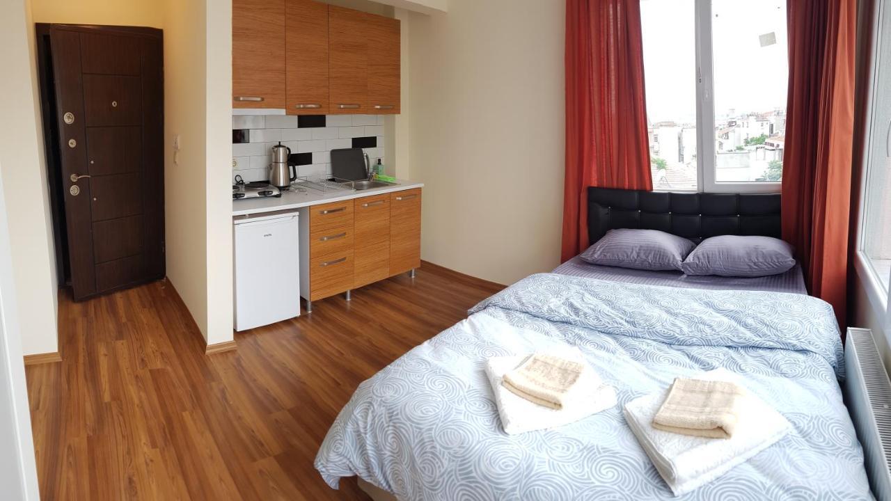 Taila Apartments No 3 Near Taksim Istanbul Bagian luar foto