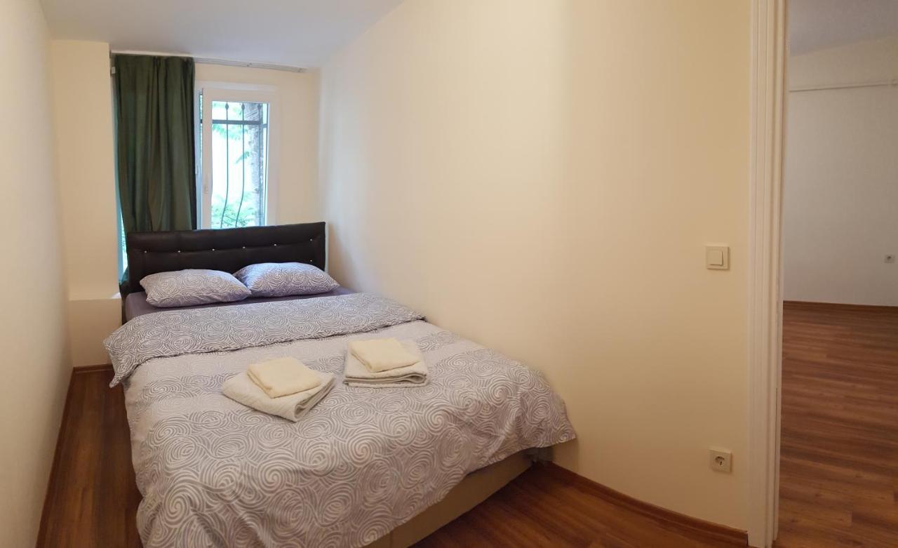 Taila Apartments No 3 Near Taksim Istanbul Bagian luar foto