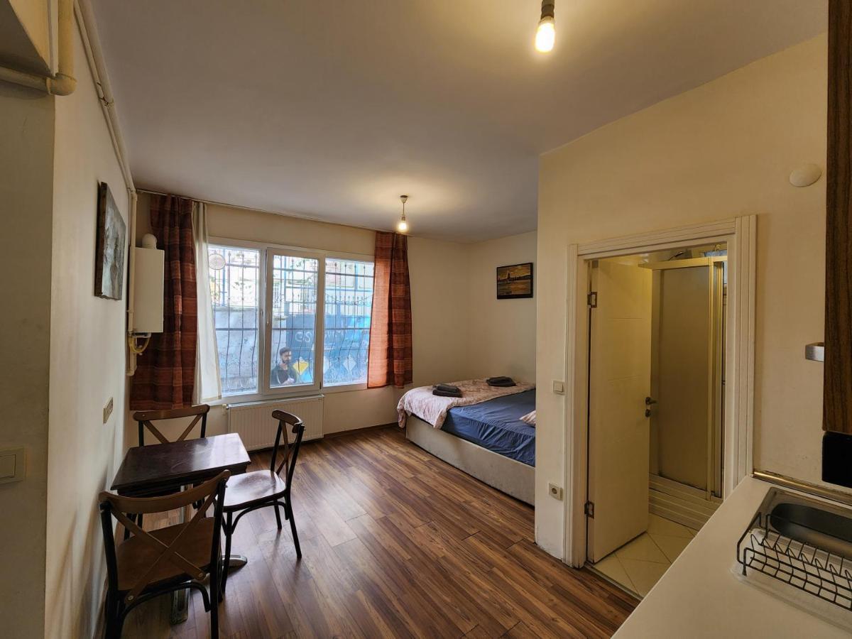 Taila Apartments No 3 Near Taksim Istanbul Bagian luar foto